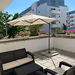 Scandinavia Apartamento *
