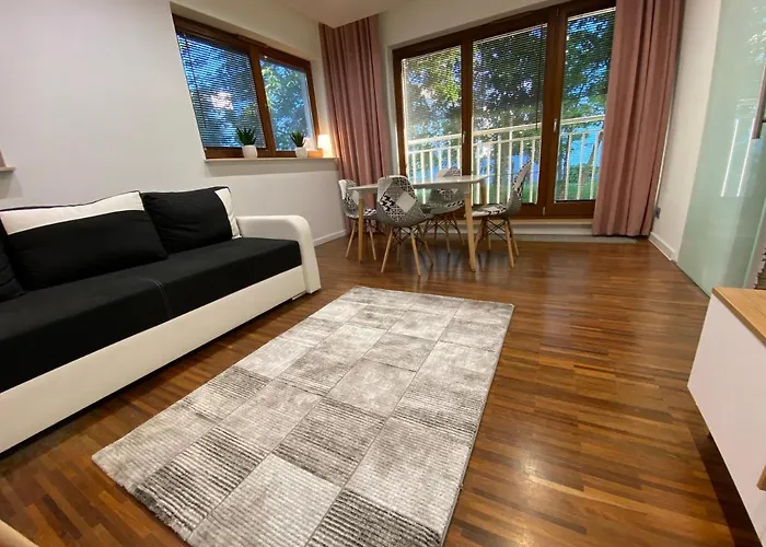 Scandinavia * سفينويتشي