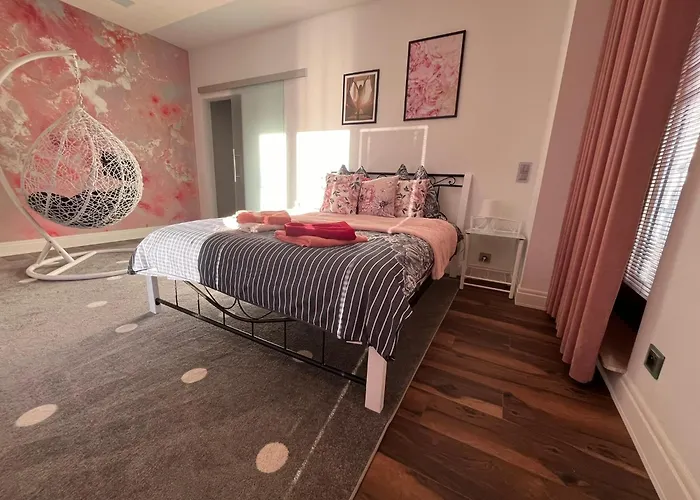 Scandinavia Apartamento *